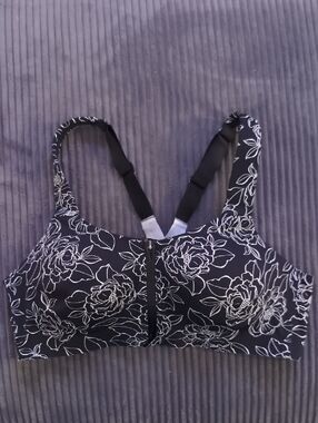 Victoria's Secret Black and White Floral Front-Zip Sports Bra